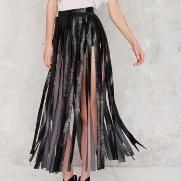 Nasty Gal Dresses & Skirts - Nasty gal Black fringe skirt small